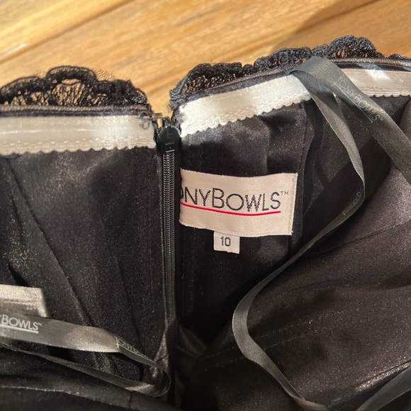 Tony Bowls Size 10 Strapless Black Lace Dress - Picture 9 of 11